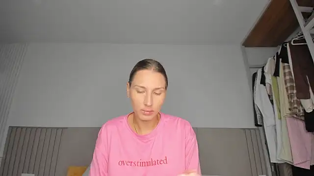 SofiClimbing online show from 03-06-26, 03:47