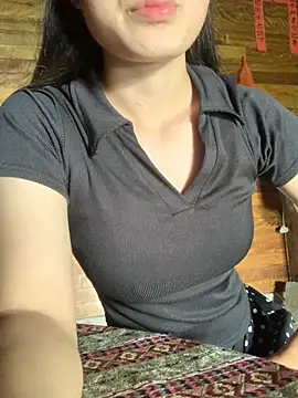 Snapshot of LanAnh00 chatting on 06-24-26, 03:27 LanAnh00 online show from 06-24-26, 03:27