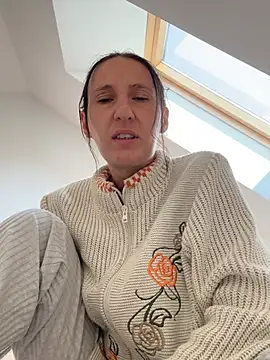 PregnantEmilia online show from 07-19-26, 07:12