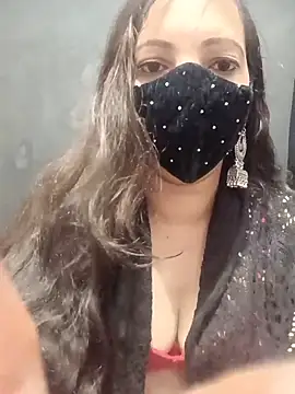 Lovely-Manisha143 online show from 06-15-26, 05:09
