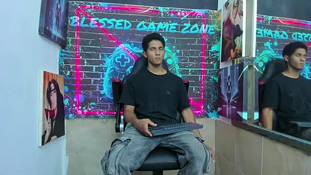 Snapshot of Yoel_Blessed chatting on 07-01-26, 07:35 Yoel Blessed online show from 07-01-26, 07:35