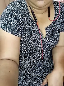Snapshot of silky_rose29 chatting on 07-14-26, 09:03 silky rose29 online show from 07-14-26, 09:03