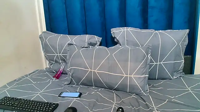 Goldenbutchy23 online show from 06-22-26, 06:10