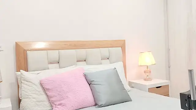 bunny blush12 online show from 06-17-26, 08:43