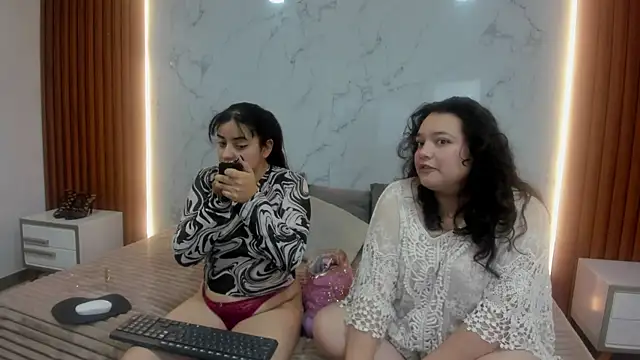 genesis y moon online show from 07-11-26, 12:30