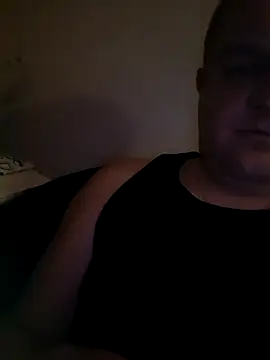 Snapshot of Matt000046 chatting on 06-01-26, 10:55 Matt000046 online show from 06-01-26, 10:55