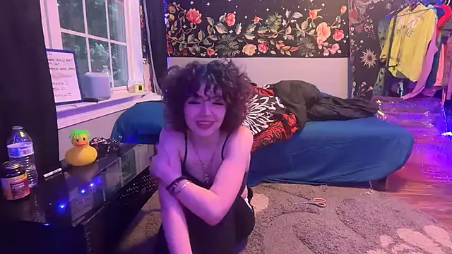 Snapshot of petitewhitebaee chatting on 06-12-26, 12:42 petitewhitebaee online show from 06-12-26, 12:42