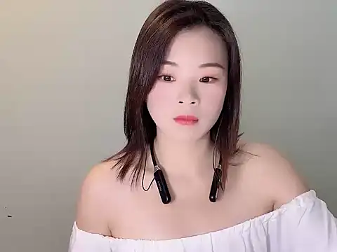 Snapshot of chaomei- chatting on 06-09-26, 01:39 chaomei- online show from 06-09-26, 01:39
