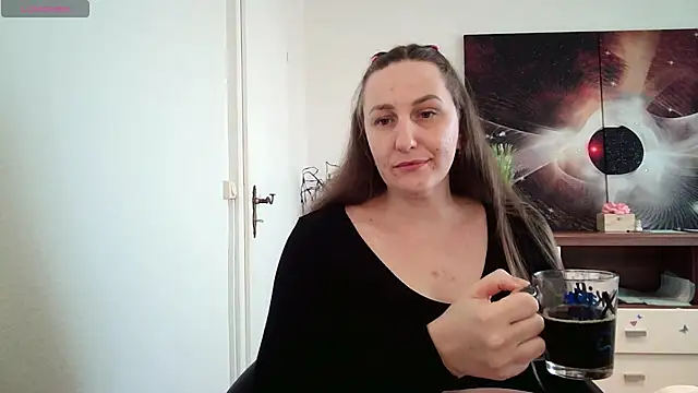 Yevgeshka-Milashka online show from 03-04-25, 09:51