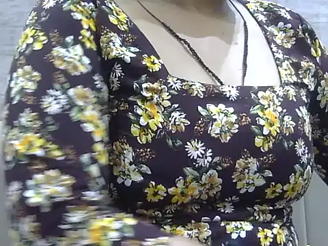 hey darling  online show from 07-14-26, 02:16