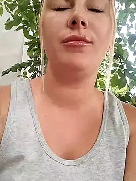 evil kitty online show from 07-11-26, 03:26