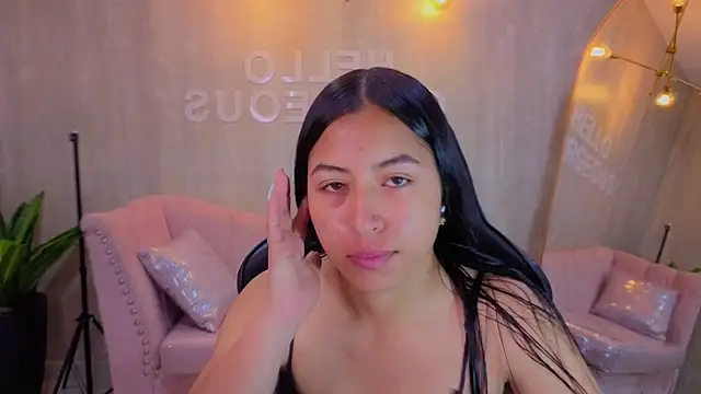 lia x a online show from 07-08-26, 01:04