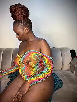 Snapshot of Dottie_shee chatting on 07-19-26, 02:32 Dottie shee online show from 07-19-26, 02:32