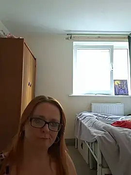 Naughtybutnicedaisy online show from 06-30-26, 01:23