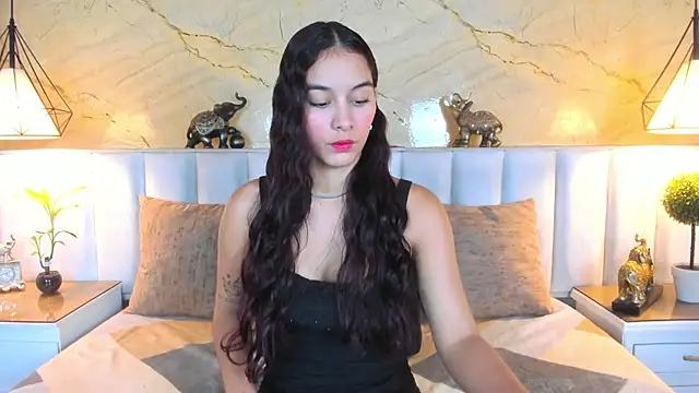 Snapshot of Natty_Mendez chatting on 06-13-26, 12:36 Natty Mendez online show from 06-13-26, 12:36