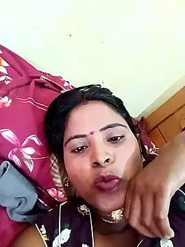Snapshot of KRITIKA01990 chatting on 06-04-26, 04:29 KRITIKA01990 online show from 06-04-26, 04:29
