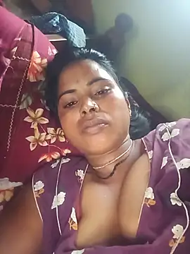 Snapshot of KRITIKA01990 chatting on 07-11-26, 02:36 KRITIKA01990 online show from 07-11-26, 02:36