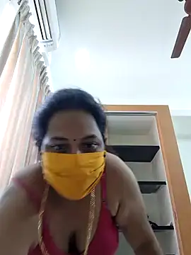 Hot Sreeja Tamil online show from 06-13-26, 07:28