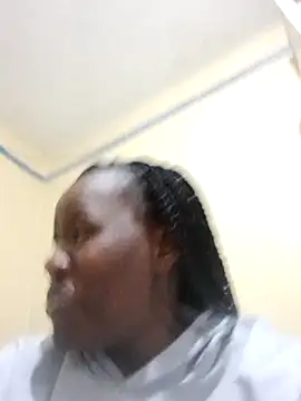Snapshot of Miss_Bunny5 chatting on 06-18-26, 09:19 Miss Bunny5 online show from 06-18-26, 09:19