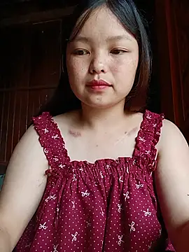 Linna-bae online show from 07-24-26, 09:40