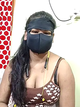 Hannydarling online show from 06-05-26, 02:34