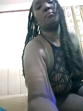 Sexxyy v online show from 06-21-26, 07:38
