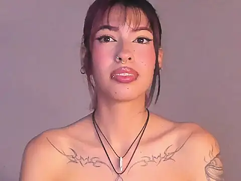 EvaBenely  online show from 06-29-26, 05:35