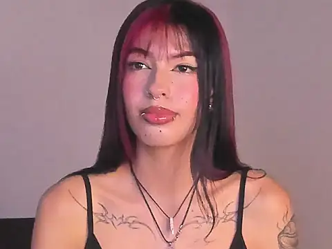 EvaBenely  online show from 07-05-26, 06:53