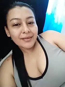 Snapshot of sussan_sexymilf chatting on 07-23-26, 05:00 sussan sexymilf online show from 07-23-26, 05:00