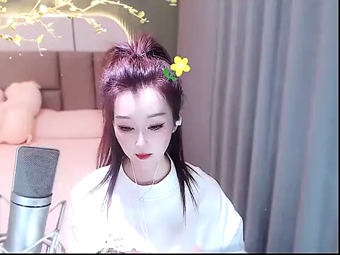 Snapshot of Mimi66688 chatting on 06-11-26, 10:35 Mimi66688 online show from 06-11-26, 10:35