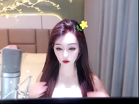 Snapshot of Mimi66688 chatting on 06-13-26, 10:02 Mimi66688 online show from 06-13-26, 10:02