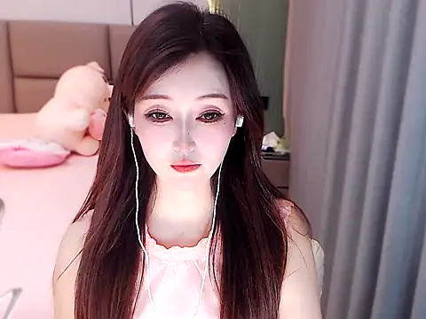 Snapshot of Mimi66688 chatting on 06-24-26, 10:03 Mimi66688 online show from 06-24-26, 10:03