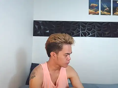 yourmikexxx online show from 07-05-26, 07:43