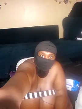 sexymamiii2 online show from 06-18-26, 09:36