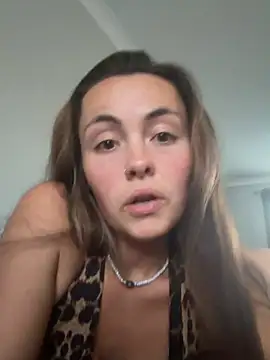 Lucysaphire online show from 06-08-26, 08:20