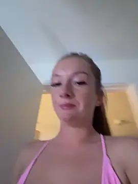 Snapshot of Sofiaswrldxo chatting on 06-18-26, 09:08 Sofiaswrldxo online show from 06-18-26, 09:08