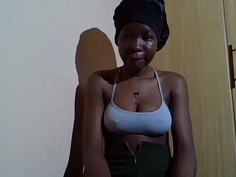 Snapshot of EbonyJuly chatting on 06-24-26, 02:16 EbonyJuly online show from 06-24-26, 02:16