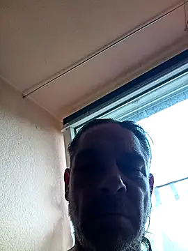 Snapshot of TommyThomas75 chatting on 06-18-26, 07:18 TommyThomas75 online show from 06-18-26, 07:18