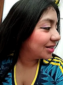 Snapshot of Amber_Herrera chatting on 06-12-26, 12:59 Amber Herrera online show from 06-12-26, 12:59