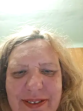 Snapshot of SonyaMarmeladx chatting on 06-19-26, 02:43 SonyaMarmeladx online show from 06-19-26, 02:43