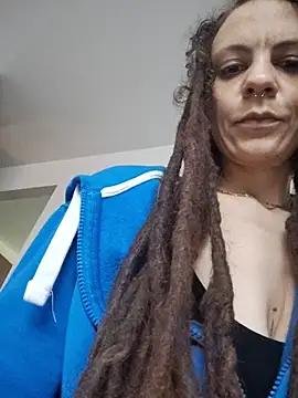 Snapshot of CharleJadeRose chatting on 08-04-26, 02:19 CharleJadeRose online show from 08-04-26, 02:19