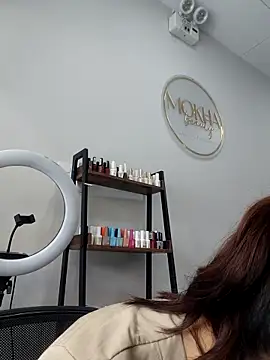 gabygonzzz online show from 06-04-26, 06:36