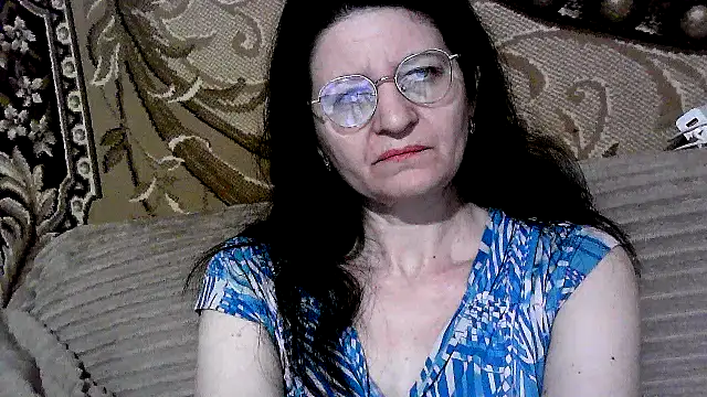 Snapshot of Dear_Annet chatting on 06-16-26, 06:43 Dear Annet online show from 06-16-26, 06:43