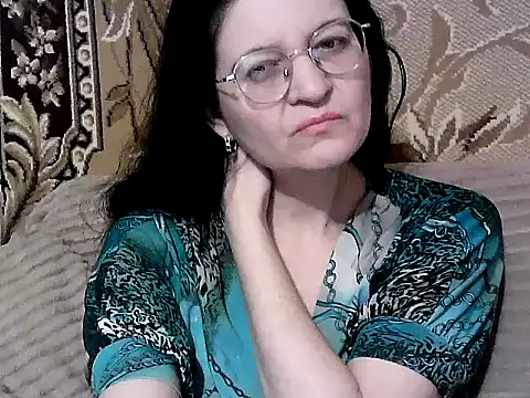 Snapshot of Dear_Annet chatting on 06-18-26, 08:02 Dear Annet online show from 06-18-26, 08:02