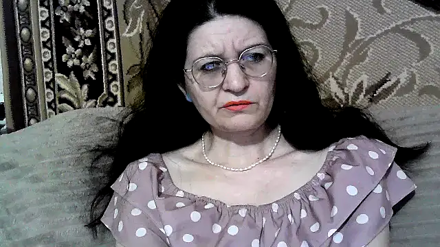 Snapshot of Dear_Annet chatting on 06-27-26, 08:47 Dear Annet online show from 06-27-26, 08:47