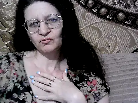 Snapshot of Dear_Annet chatting on 07-11-26, 07:49 Dear Annet online show from 07-11-26, 07:49