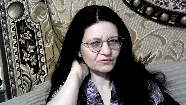 Snapshot of Dear_Annet chatting on 07-17-26, 08:57 Dear Annet online show from 07-17-26, 08:57