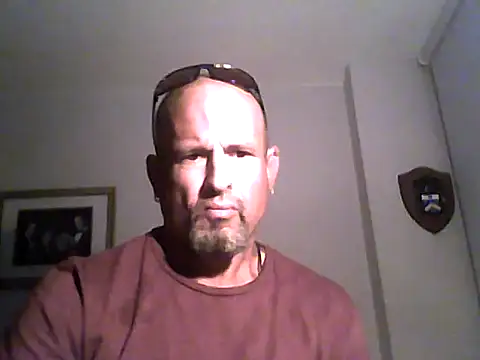 Snapshot of SlickDickyadown chatting on 06-11-26, 03:26 SlickDickyadown online show from 06-11-26, 03:26