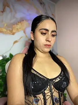 Snapshot of LILI_911 chatting on 06-15-26, 09:50 LILI 911 online show from 06-15-26, 09:50