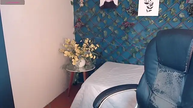 Snapshot of wayath1 chatting on 07-06-26, 11:29 wayath1 online show from 07-06-26, 11:29